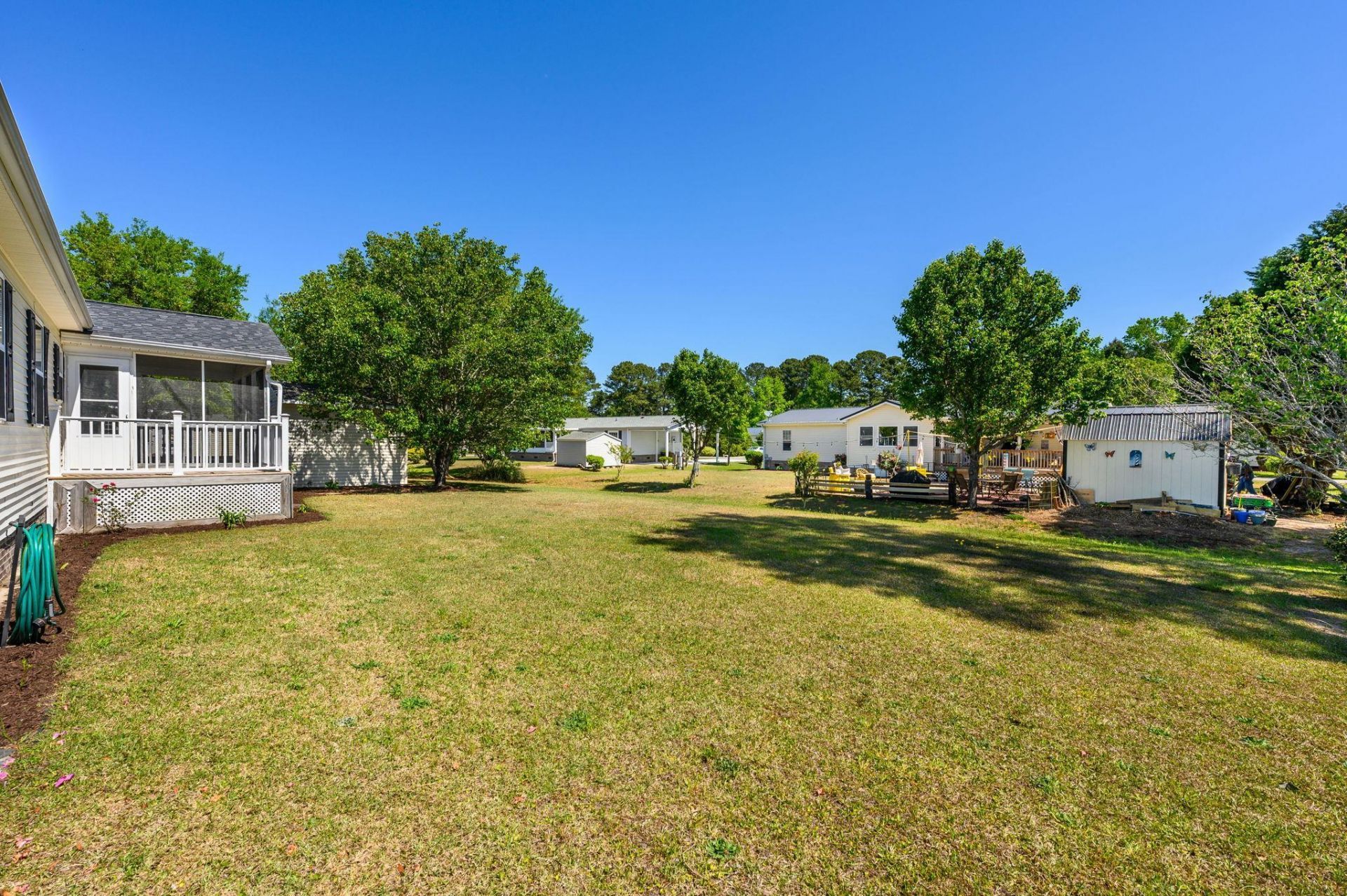 4447 Champlain Dr. Photo 27