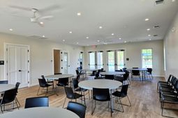 6256 Zoe Way photo 4