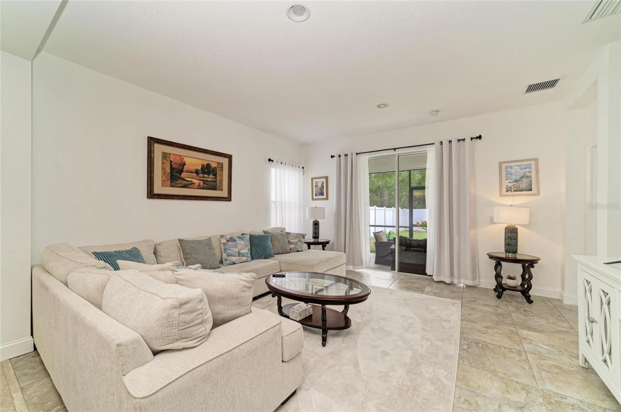 4650 Woodbrook Drive, Sarasota, FL 34243 Photo