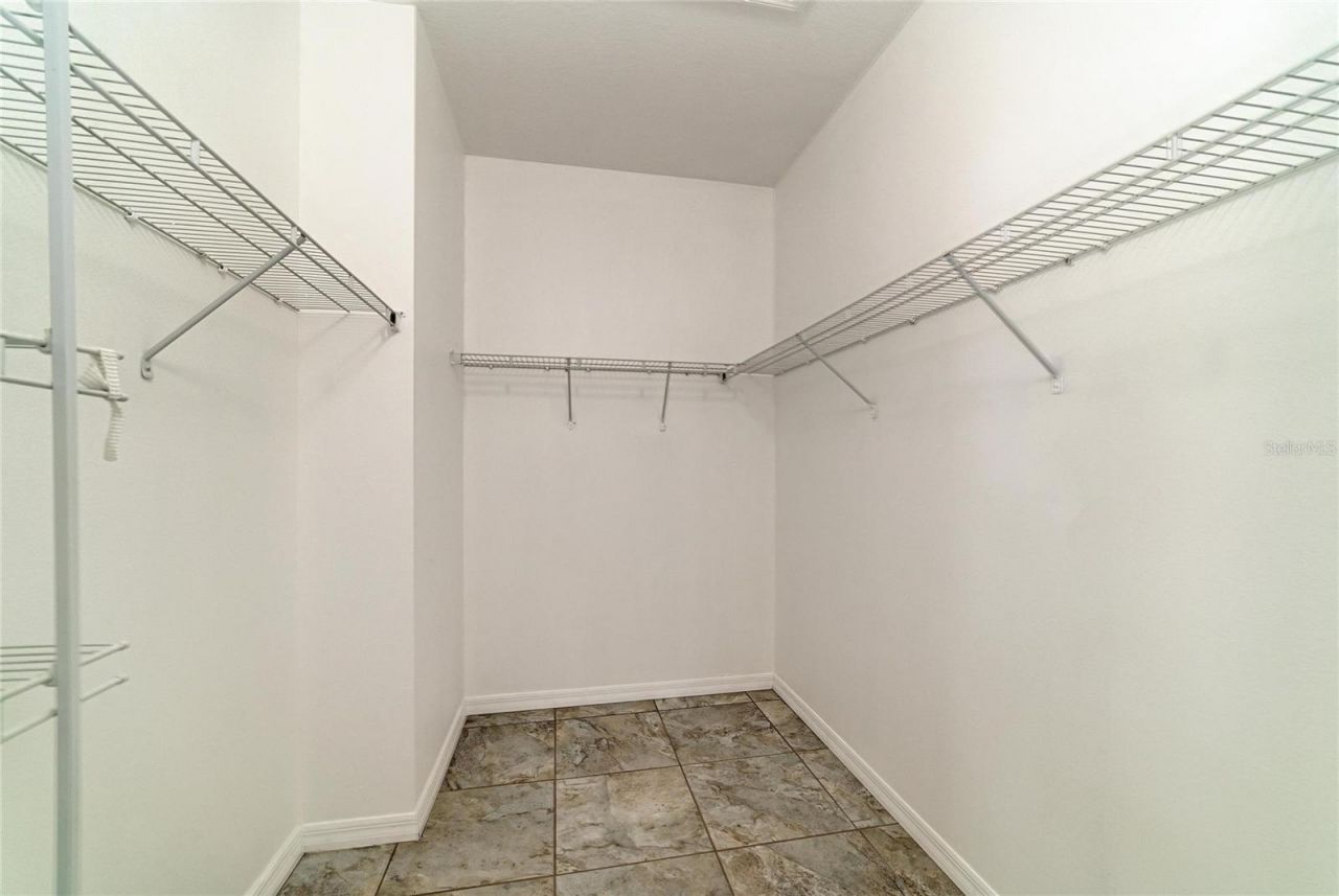 4650 Woodbrook Drive, Sarasota, FL 34243 Photo