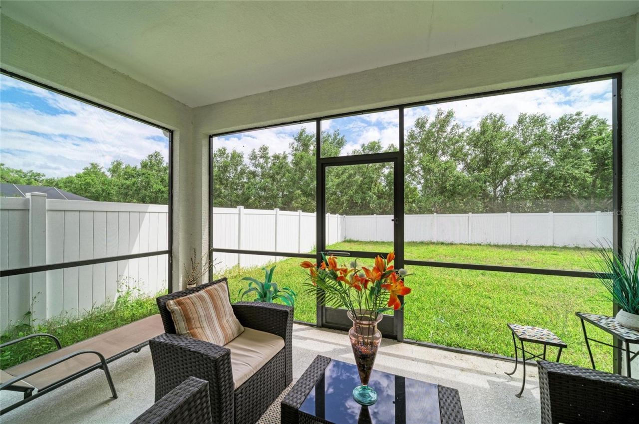 4650 Woodbrook Drive, Sarasota, FL 34243 Photo