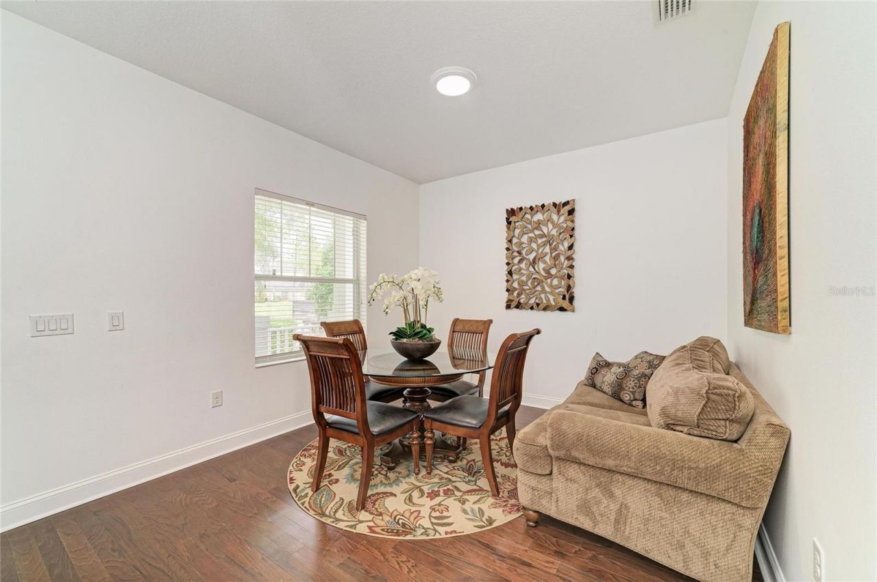 4650 Woodbrook Drive, Sarasota, FL 34243 Photo