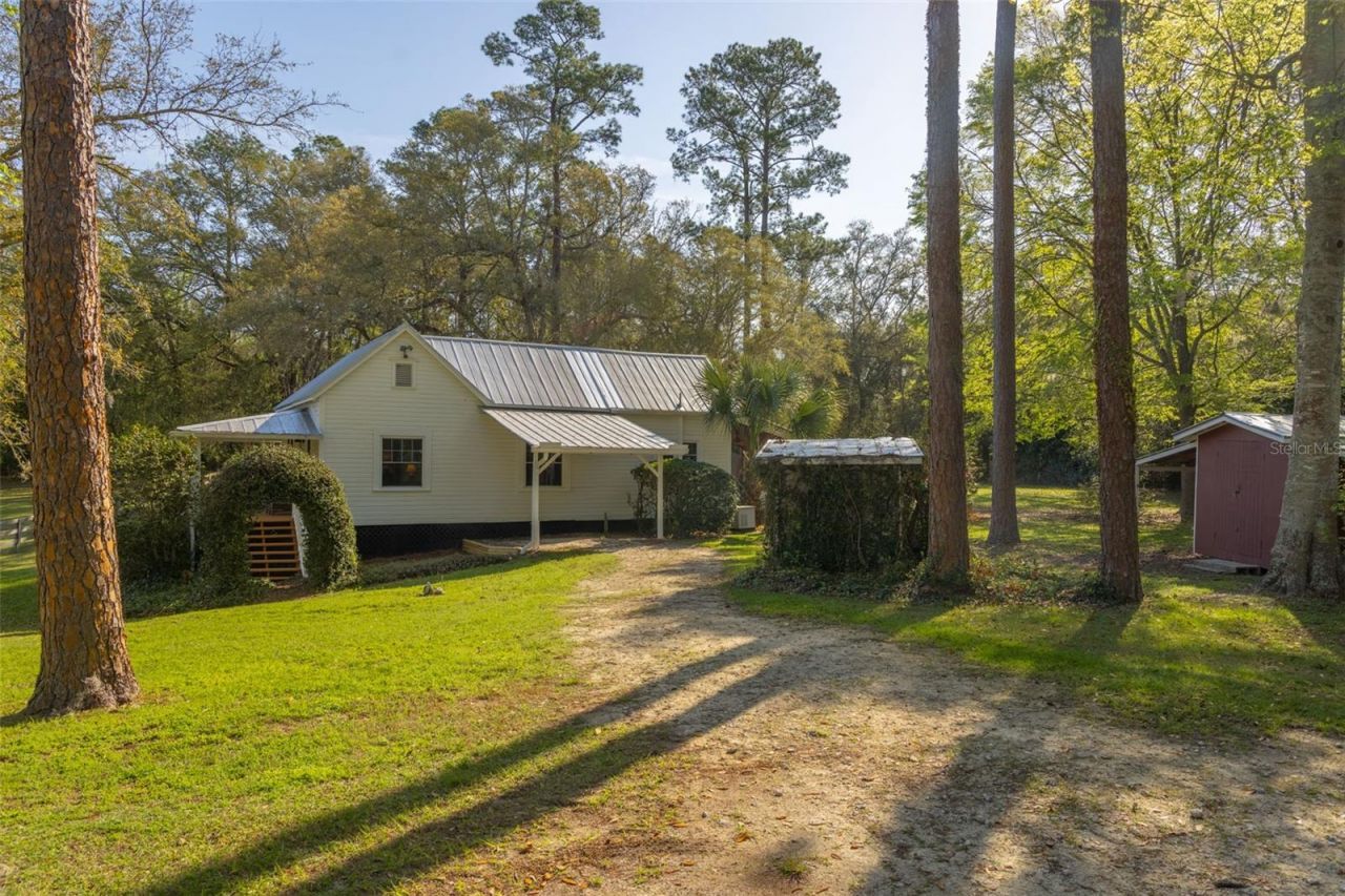24216 NW 62nd Avenue, Alachua, FL 32615 Photo