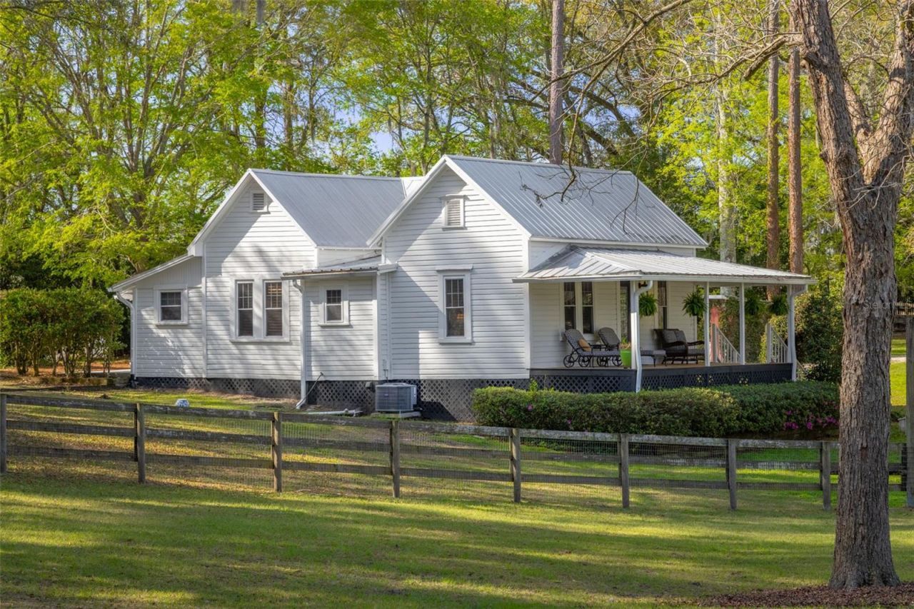 24216 NW 62nd Avenue, Alachua, FL 32615 Photo