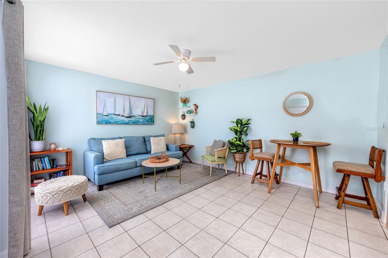 159 Medallion Boulevard, Unit H, Madeira Beach, FL 33708 Photo