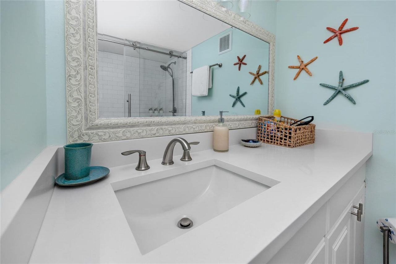 159 Medallion Boulevard , Unit H, Madeira Beach, FL 33708 Photo