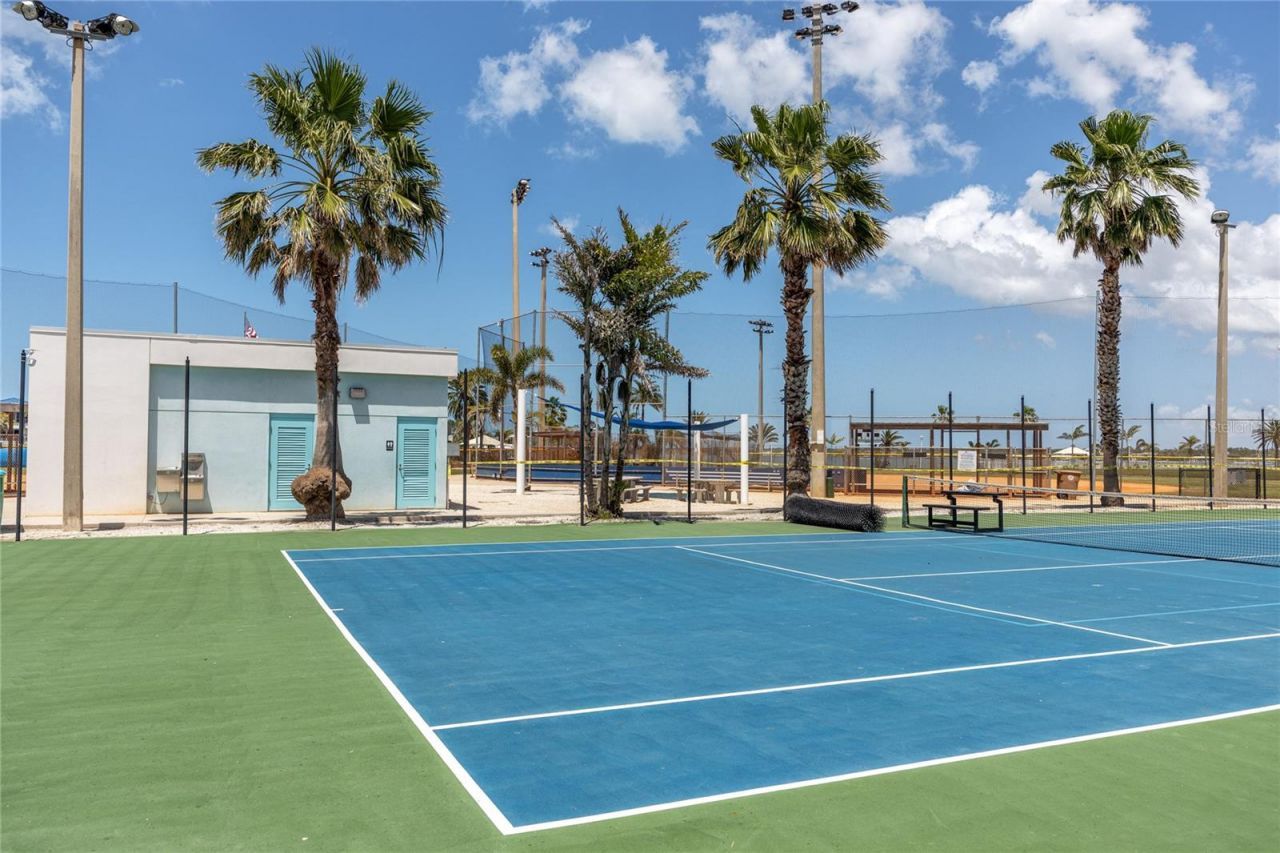 159 Medallion Boulevard , Unit H, Madeira Beach, FL 33708 Photo