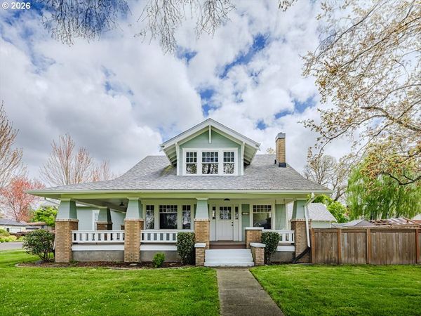 395 N SHERIDAN ST, Mt. Angel, OR 97362