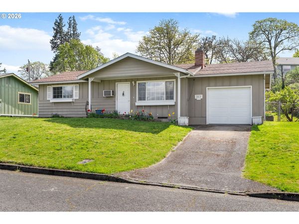 2419 PROSPECT AVE, Hood River, OR 97031