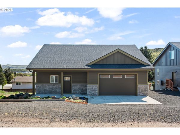 1159 W PINE ST, The Dalles, OR 97058