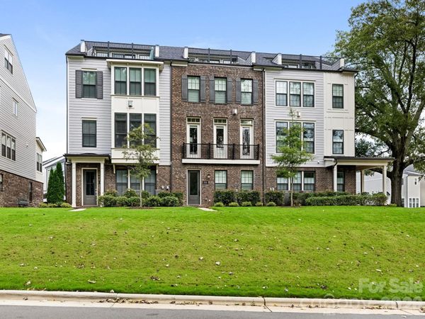 2555 Deacon Avenue, Charlotte, NC 28204