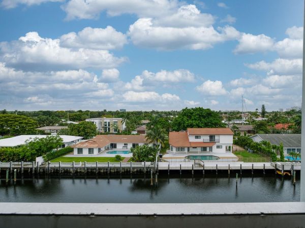 2829 NE 33rd Court, Unit 506, Fort Lauderdale, FL 33306