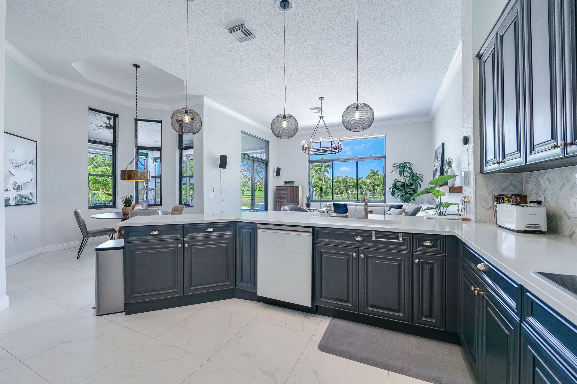 4377 SW 140th Avenue, Davie, FL 33330 Photo