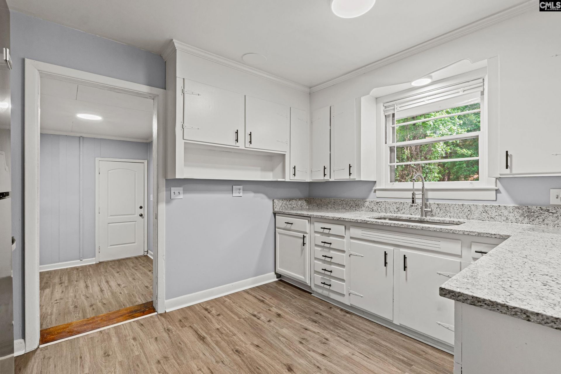 1153 Bakersfield Road  Photo 10