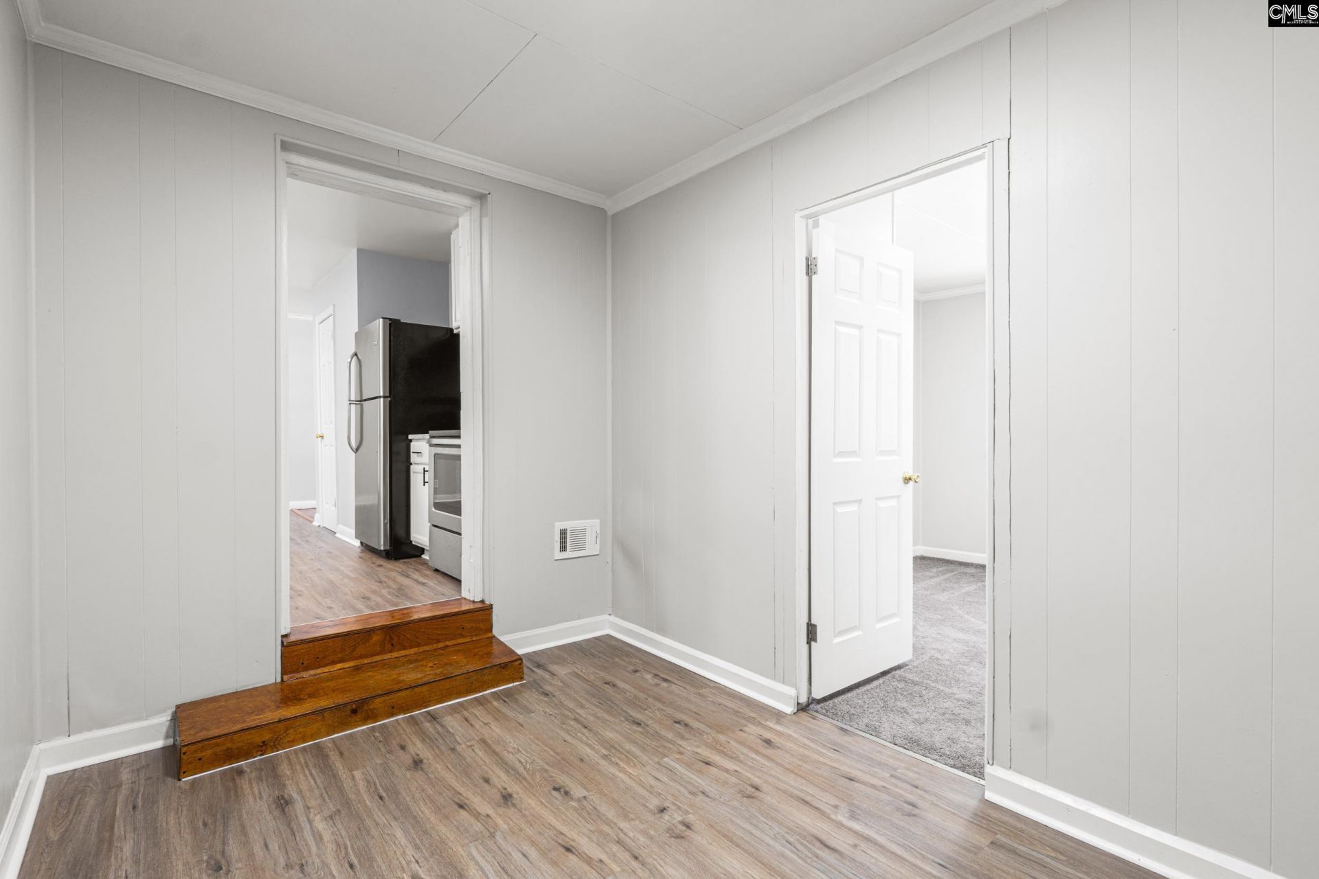 1153 Bakersfield Road  Photo 11