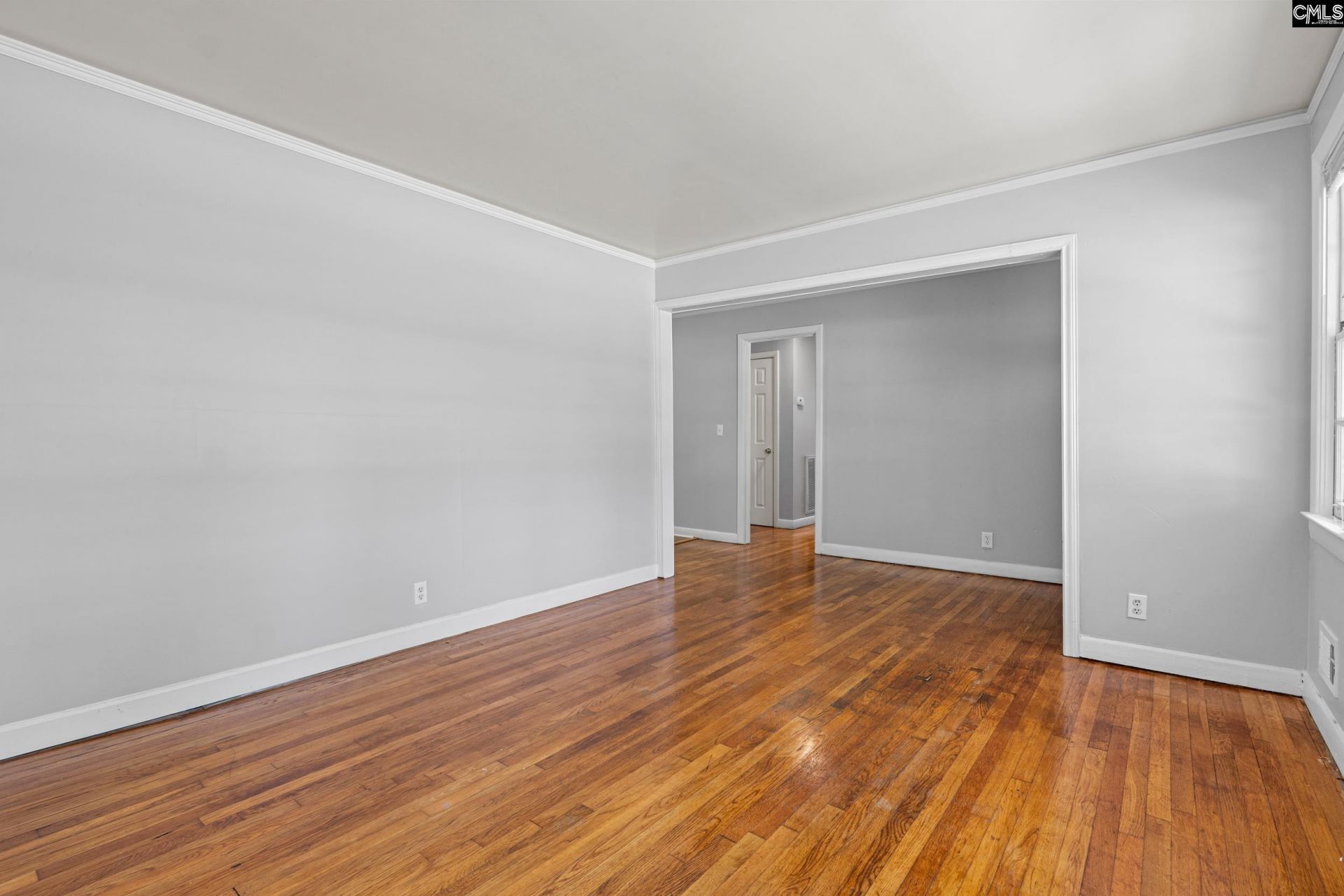 1153 Bakersfield Road Photo 6