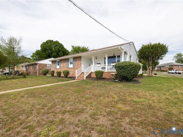 712 Keswick Road, Colonial Heights, VA 23834