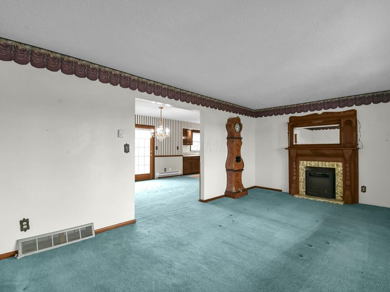 14463 Maple Lane, Mount Vernon, OH 43050 Photo 4