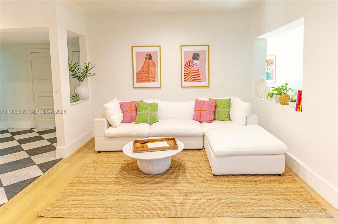 745 NW 47th Ter, Miami, FL 33127 Photo