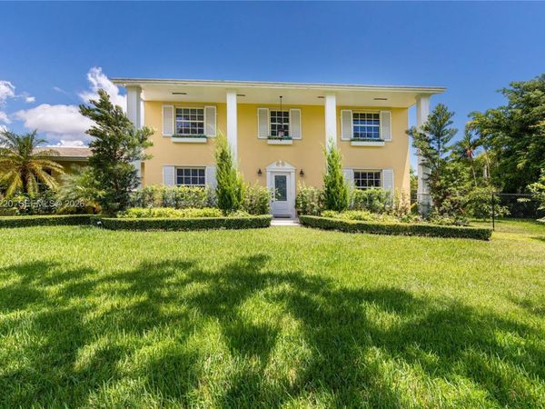 Unit 11401, Pinecrest, FL 33156