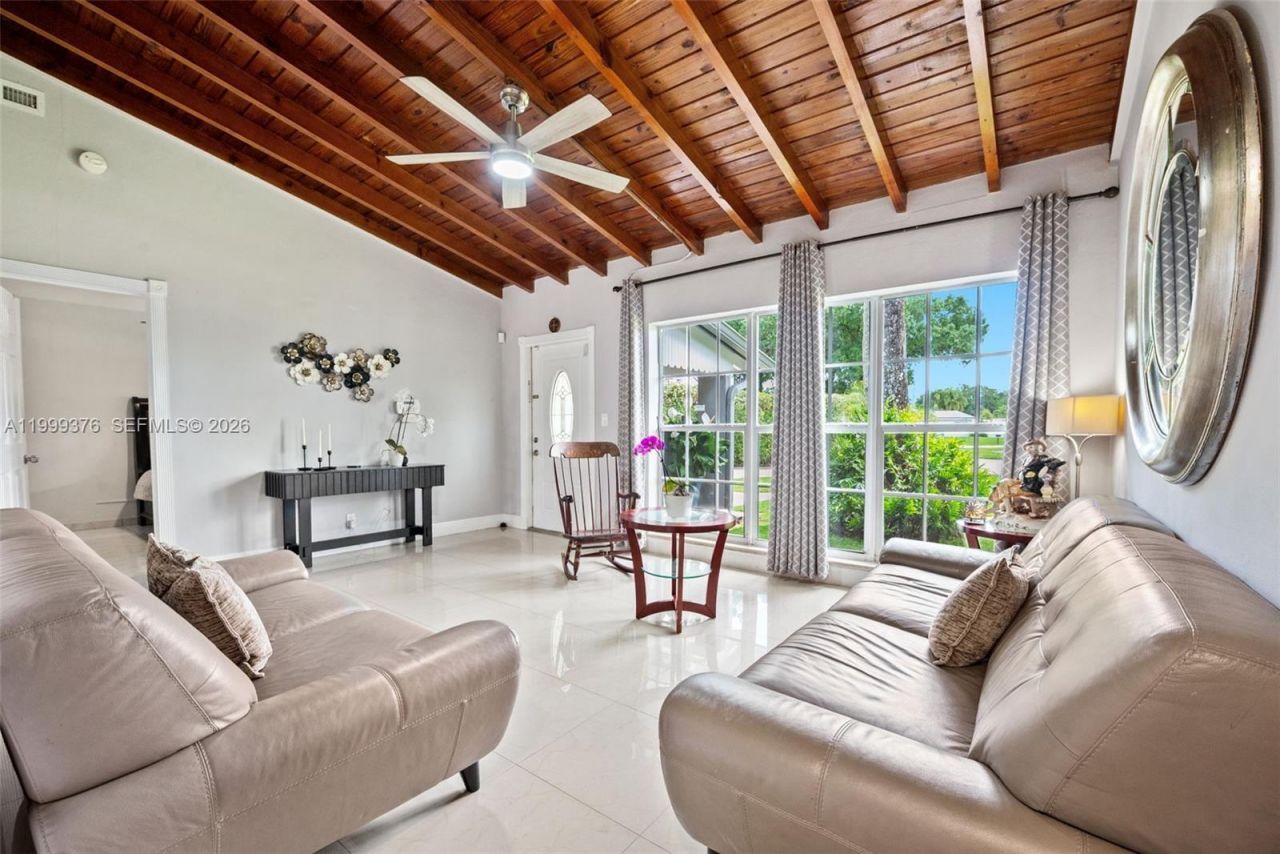 911 SW 51st Ave, Plantation, FL 33317 Photo