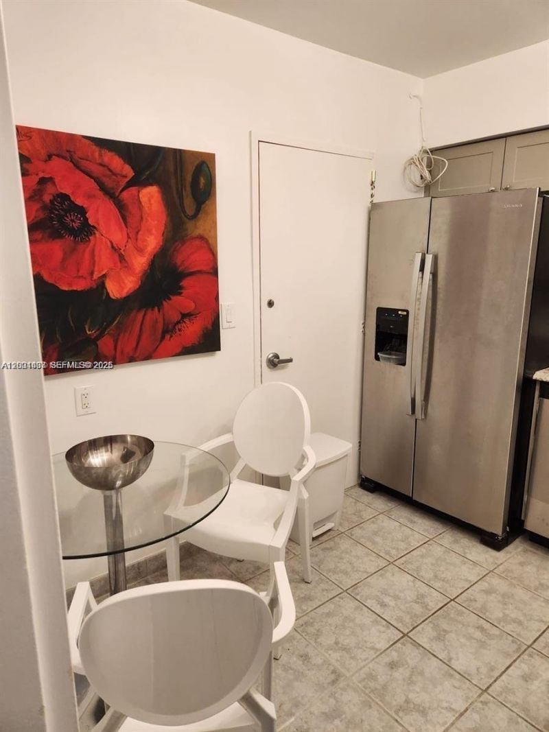 5700 Collins Ave, Unit 4N, Miami Beach, FL 33140 Photo