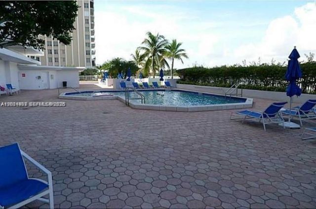 5700 Collins Ave, Unit 4N, Miami Beach, FL 33140 Photo