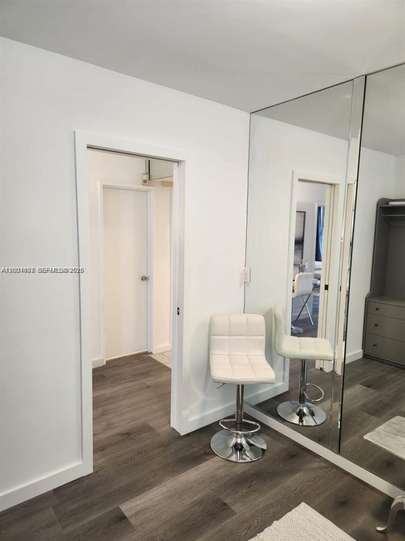5700 Collins Ave, Unit 4N, Miami Beach, FL 33140 Photo