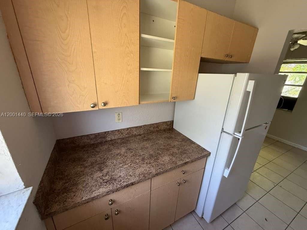 817 NW 10th St, Unit 2, Hallandale Beach, FL 33009 Photo