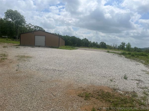 5325 S 86th West Avenue , Tulsa, OK 74107