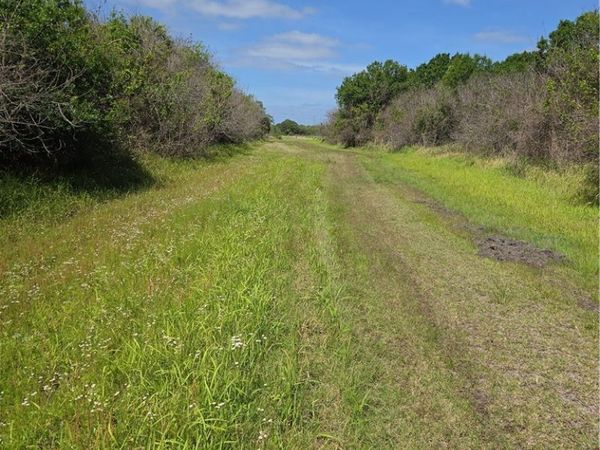 125 90th Avenue, Vero Beach, FL 32968