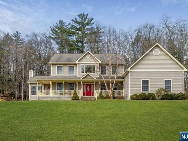 29 W Cole Haven Terrace, MONTAGUE, NJ 07827