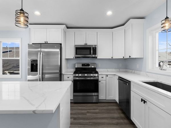 206 Durfee St., Unit 2A, Fall River, MA 02720