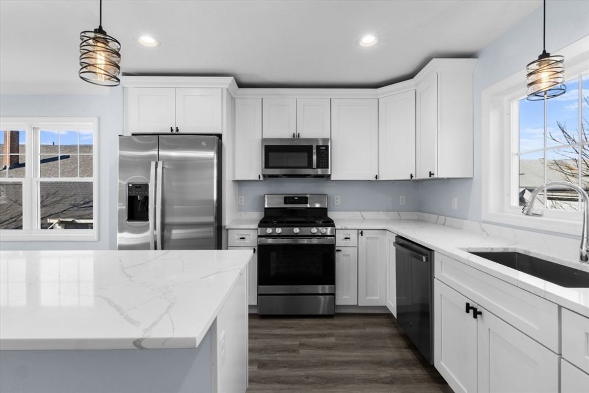 206 Durfee St, Fall River, MA 02720