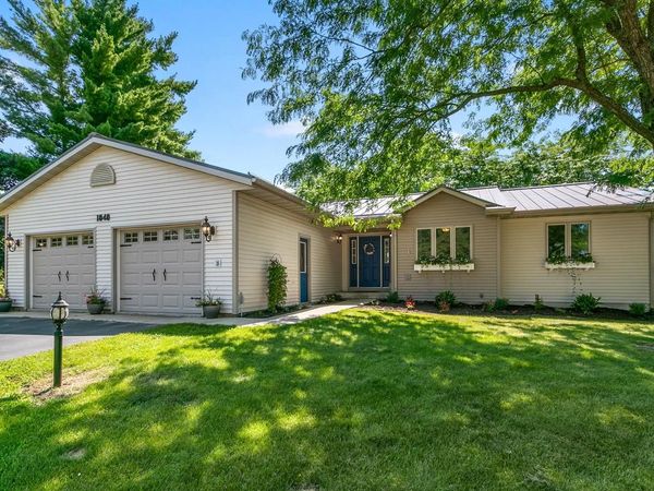 1040 Saddle Ridge, Portage, WI 53901