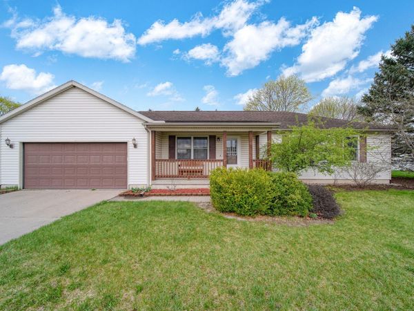 2624 Prairie Drive, Adrian, MI 49221