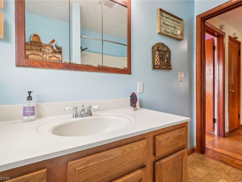 5777 Nave Street SW, Canton, OH 44706 Photo 17