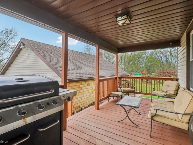 5777 Nave Street SW, Canton, OH 44706 Photo 3