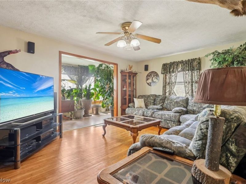 5777 Nave Street SW, Canton, OH 44706 Photo 8