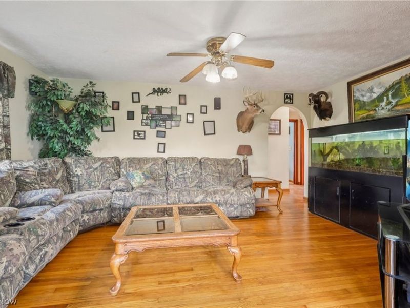 5777 Nave Street SW, Canton, OH 44706 Photo 9