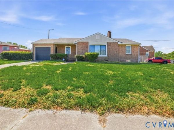 911 Augusta Avenue, Petersburg, VA 23803