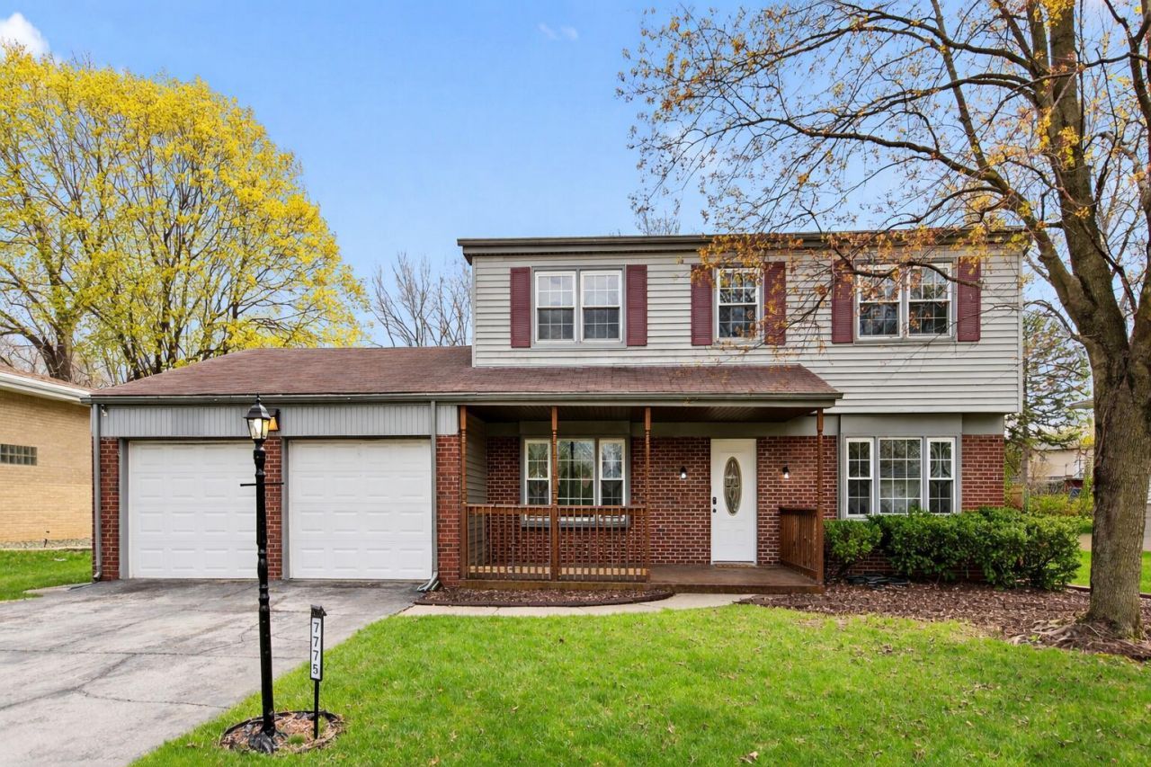 7775 Delaware Place, Merrillville, IN 46410 Main Photo