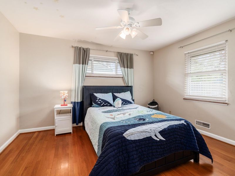 3166 S Dorchester Road, Columbus, OH 43221 Photo 16