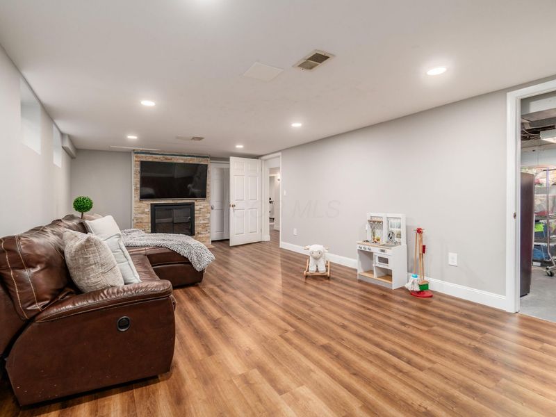 3166 S Dorchester Road, Columbus, OH 43221 Photo 22