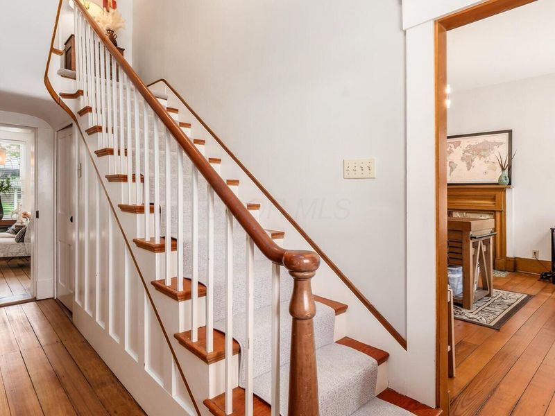 46 E Columbus Street, Canal Winchester, OH 43110 Photo 9