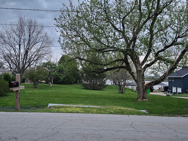 3734 N Lakeshore Drive , Jamestown, OH 45335 Photo 11