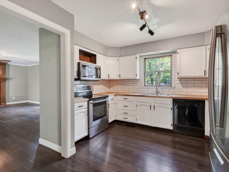 3734 N Lakeshore Drive , Jamestown, OH 45335 Photo 33