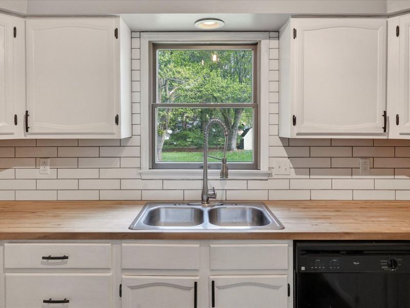 3734 N Lakeshore Drive , Jamestown, OH 45335 Photo 34