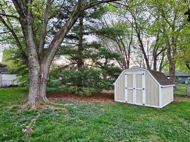 3734 N Lakeshore Drive , Jamestown, OH 45335 Photo 9