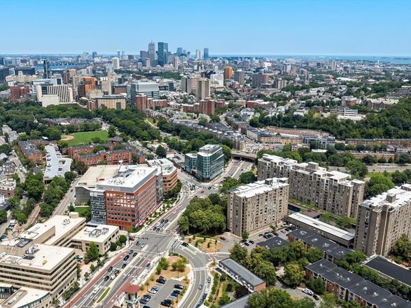 44 Washington St, Unit 1110, Brookline, MA 02445